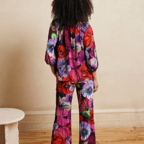 DEBBIE FLORET EMBELLISHED TOP - Picture 2 of 3